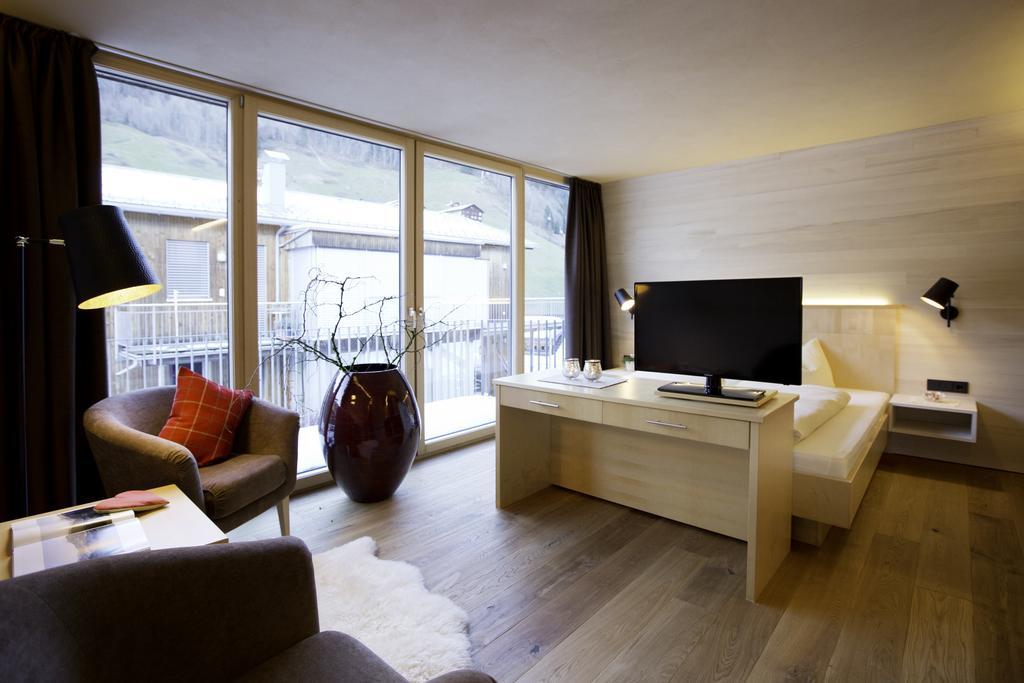 N Apartments Hotel Schoppernau Habitación foto